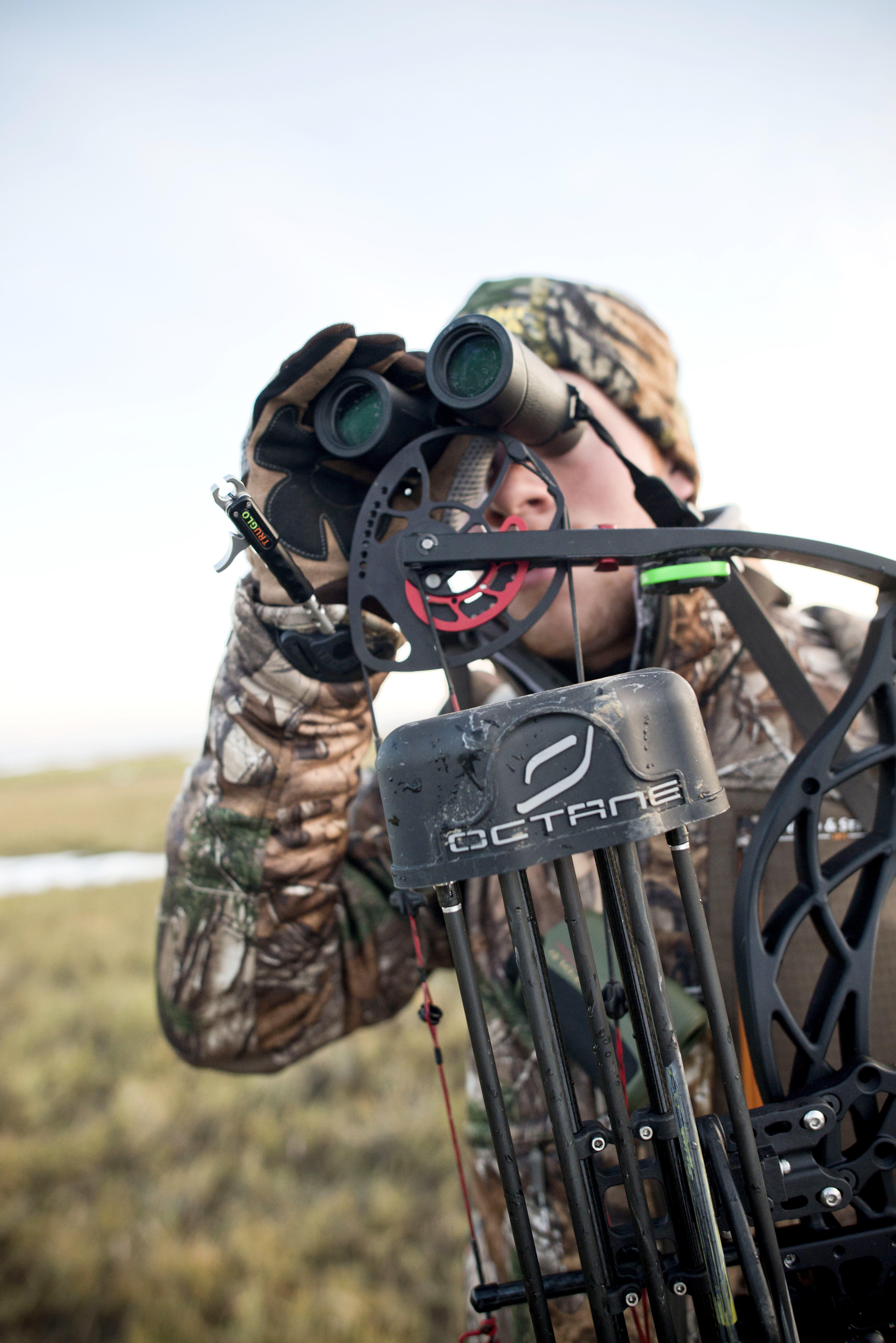 Image: mule_deer_hunting_2