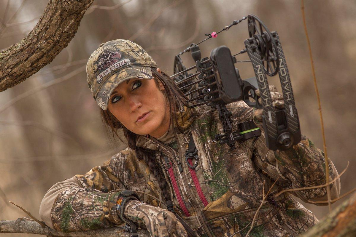 Bowhunting is another level of difficulty in the predator hunting world. (Melissa Bachman photo)