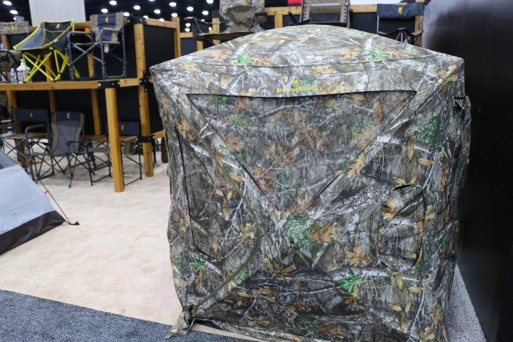 Browning Phantom blind