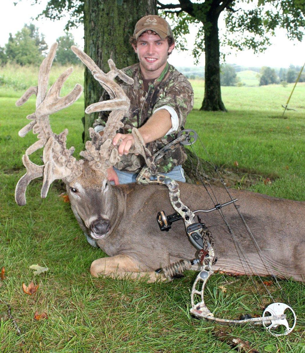 Bigger Bucks Do Not Necessarily Have Bigger Home Ranges