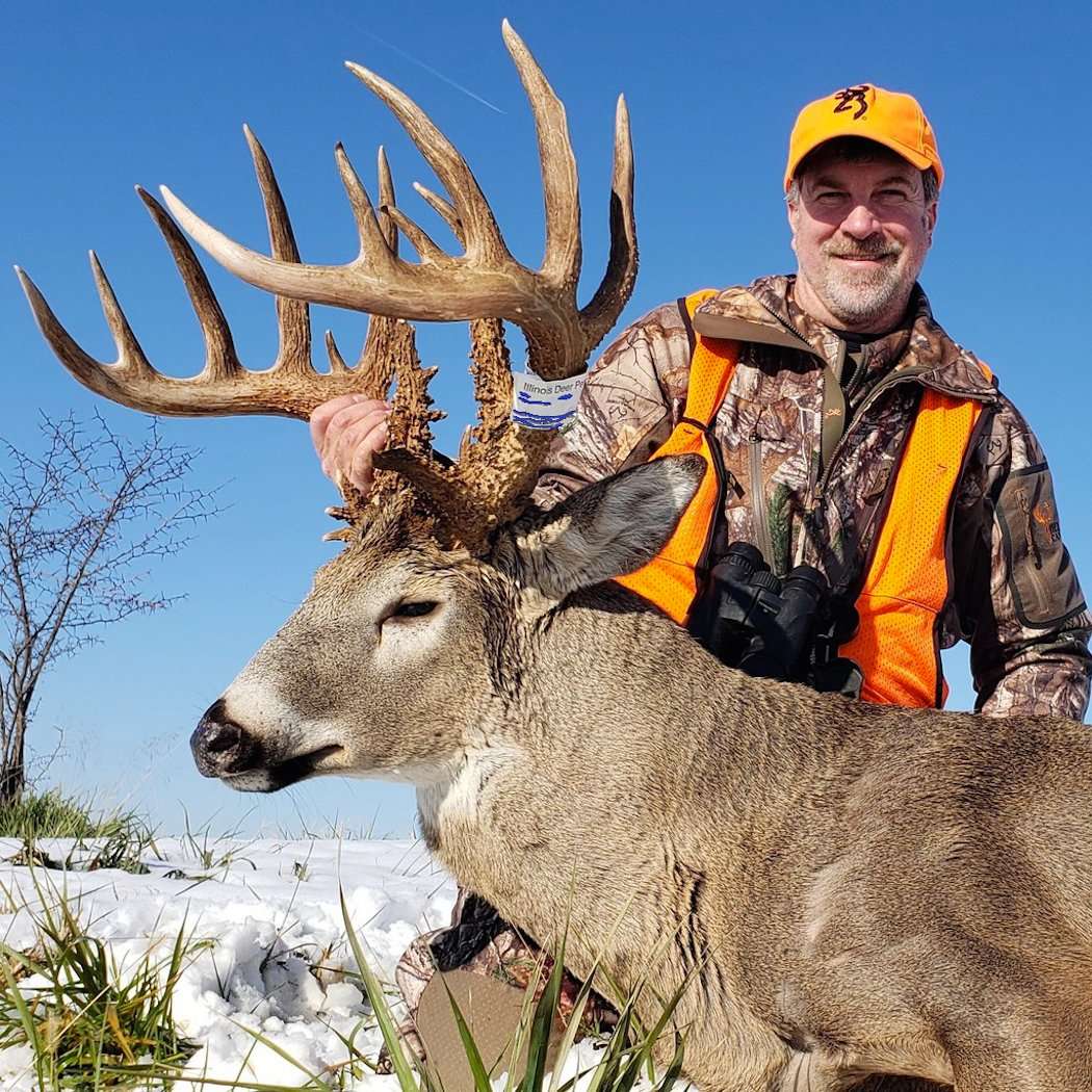 Georgia's Dan Odom took this 231 7/8-inch (gross green score) buck with his 20-gauge shotgun on opening day of Illinois' 2018 shotgun season. (Photo courtesy of Dan Odom) Georgia's Dan Odom took this 231 7/8-inch (gross green score) buck with his 20-gauge shotgun on opening day of Illinois' 2018 shotgun season. (Photo courtesy of Dan Odom)
