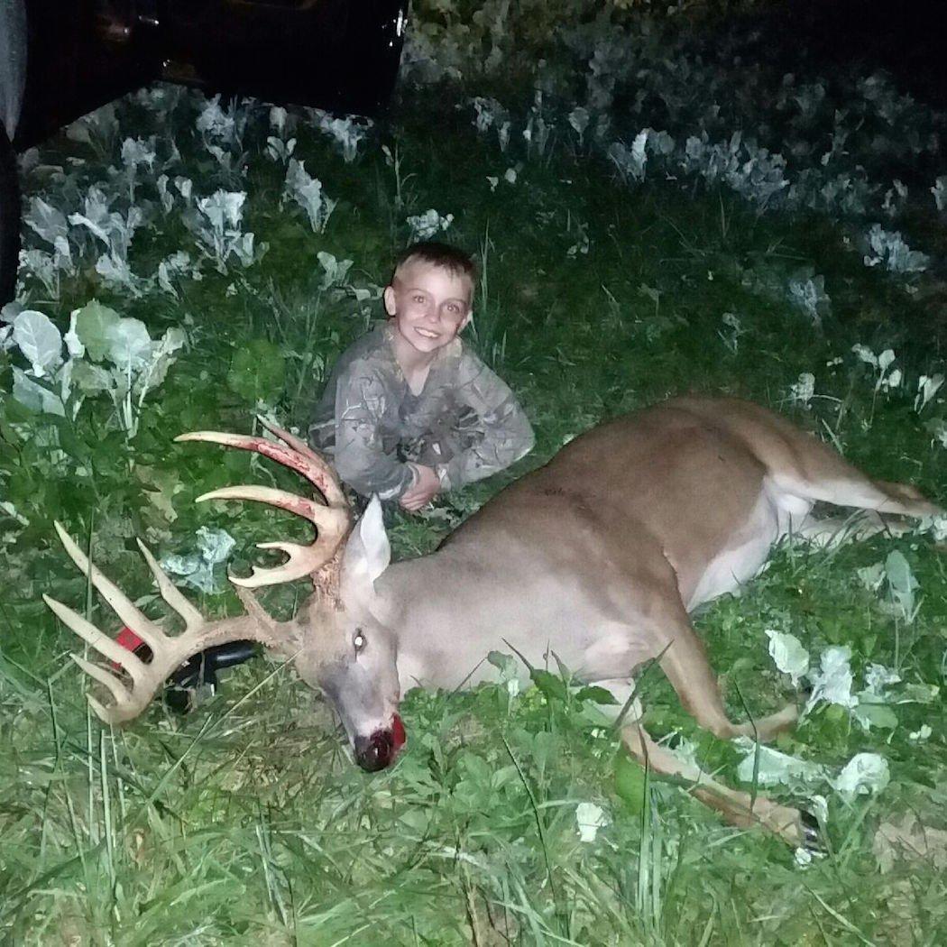 Another look at this beautiful deer. (Photo courtesy of Dave Oettel)