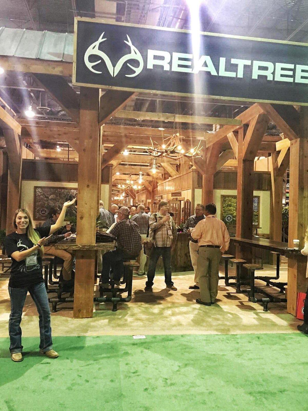 REALTREE BOOTH