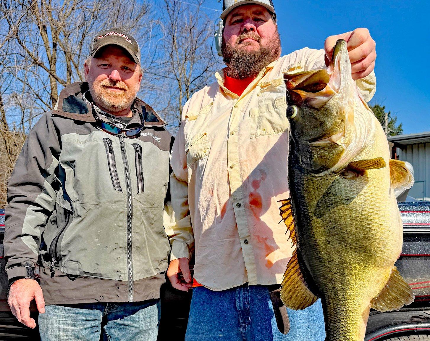 Image: realtree_tn_bass_record_02