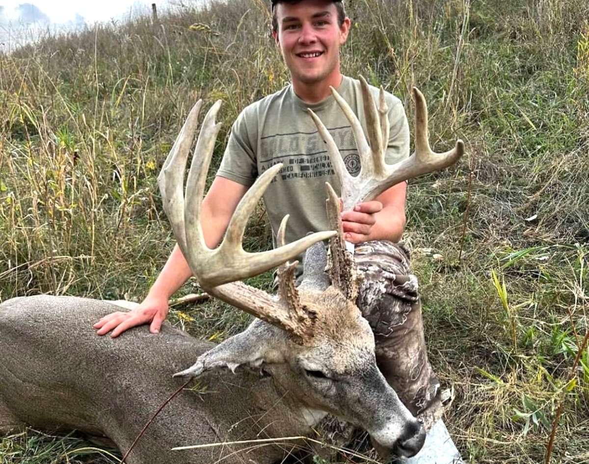 Ronald Even arrowed this big Iowa whitetail on an early season outing. Image courtesy of Ronald Even