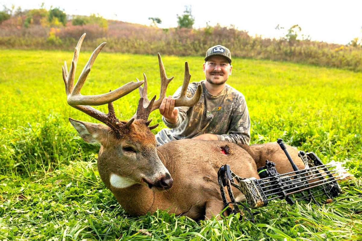 Smart Management Pays off with 186-Inch Monster Buck - Realtree Camo