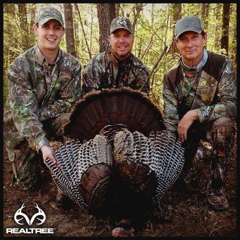 Jeff Danker, Matt Duff, & Chipper Jones - Major League Bowhunter