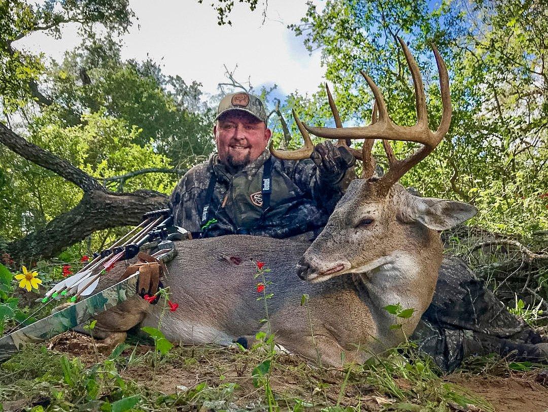 The Best Draw Weight for Bowhunting - Realtree Camo