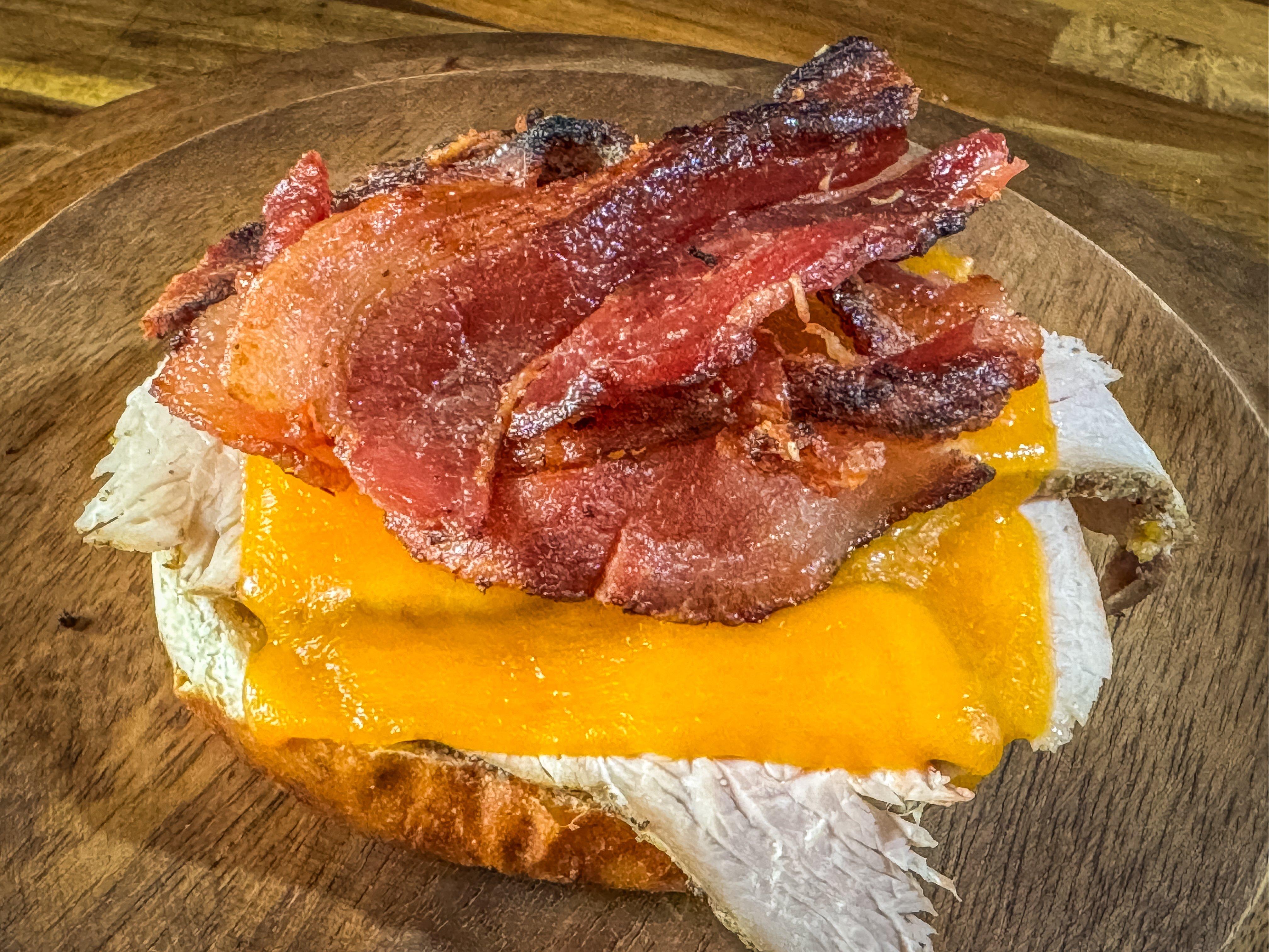 Image: turkey_bacon_cheddar+ranch_2