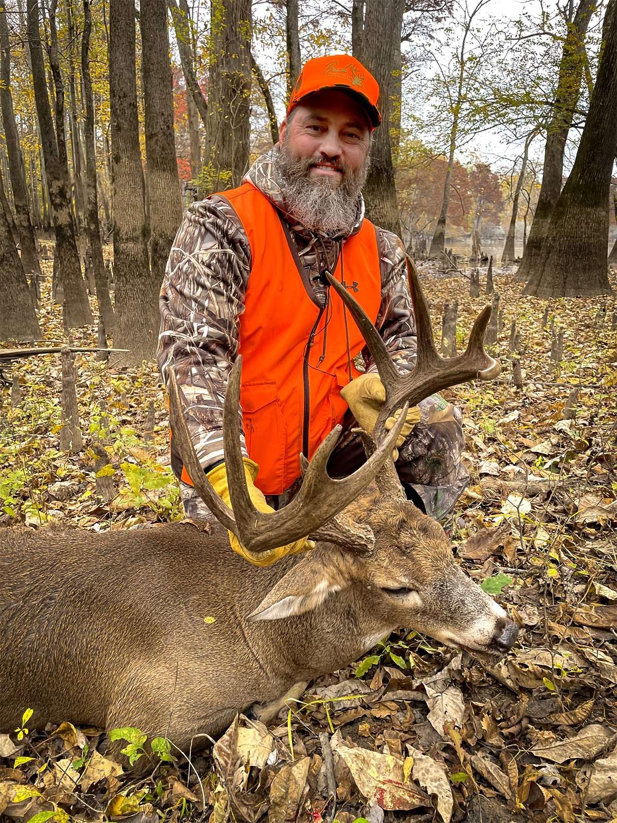 Willie Robertson shot this huge Arkansas buck, which scored 174 inches. Image by Buck Commander