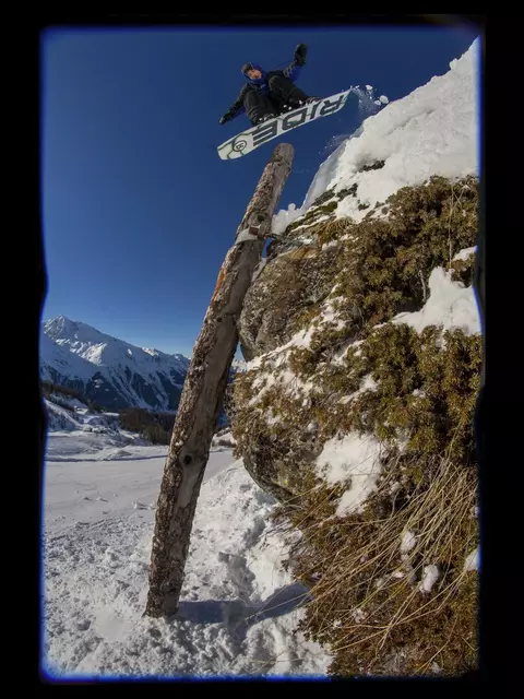 RIDE WARPIG Snowboard 2025 | RIDE Snowboards RIDE WARPIG Snowboard 2025 | RIDE Snowboards