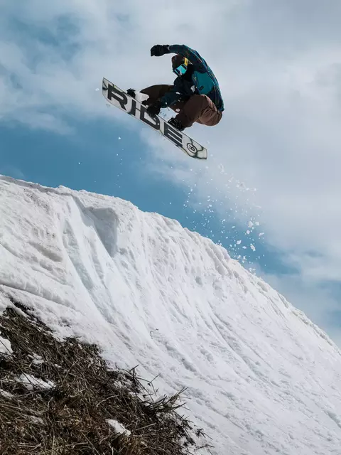 RIDE WARPIG Snowboard 2025 | RIDE Snowboards RIDE WARPIG Snowboard 2025 | RIDE Snowboards