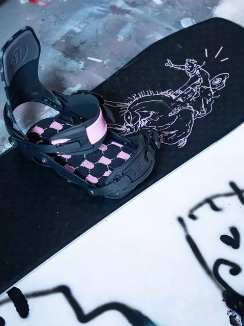 RIDE Zero x Trevor Andrew Snowboard 2025 | RIDE Snowboards RIDE Zero x Trevor Andrew Snowboard 2025 | RIDE Snowboards