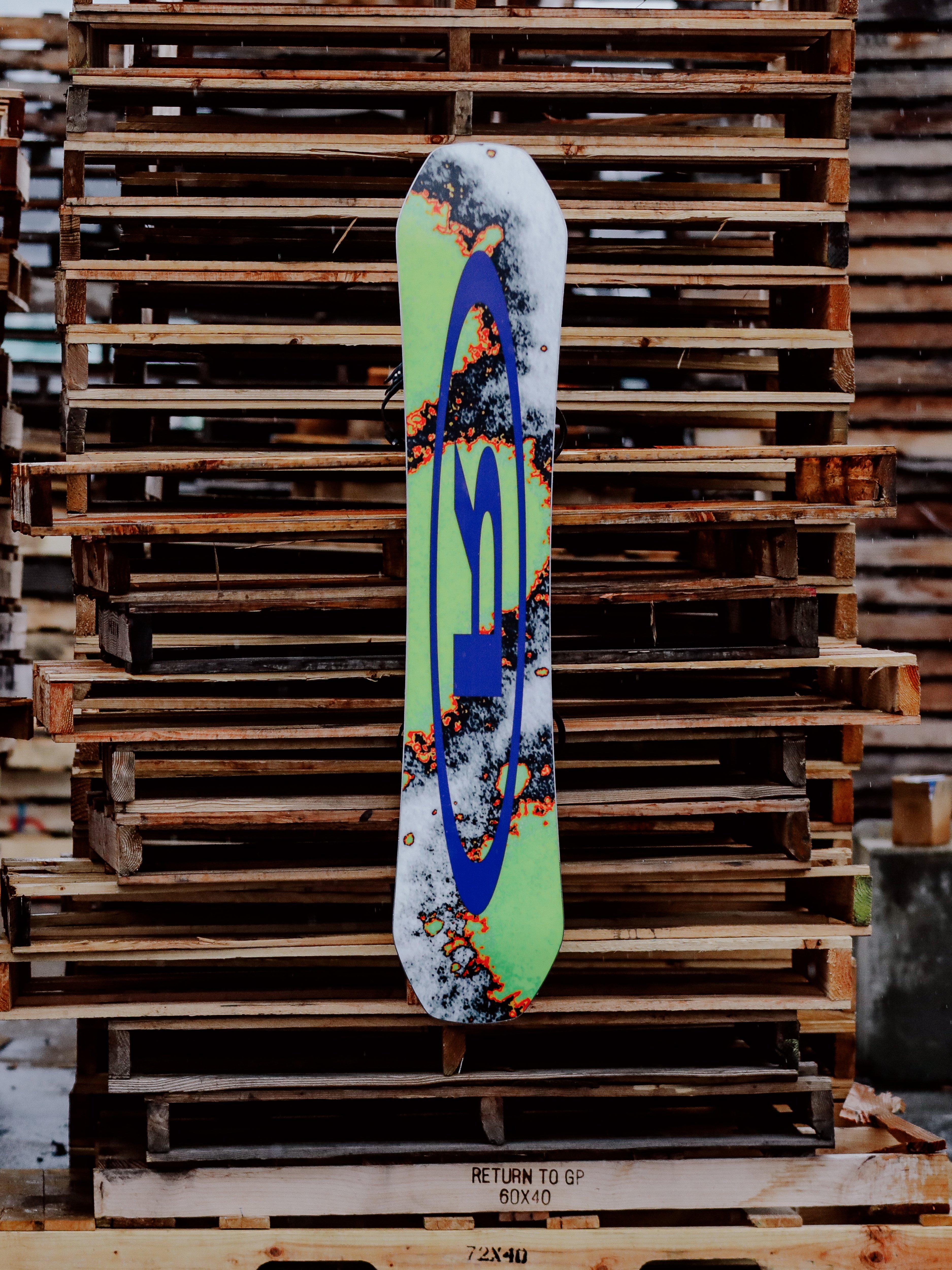 スノーボード RIDE BOARDS Ride Snowboards Ride Kids' Lowride Snowboard 2026