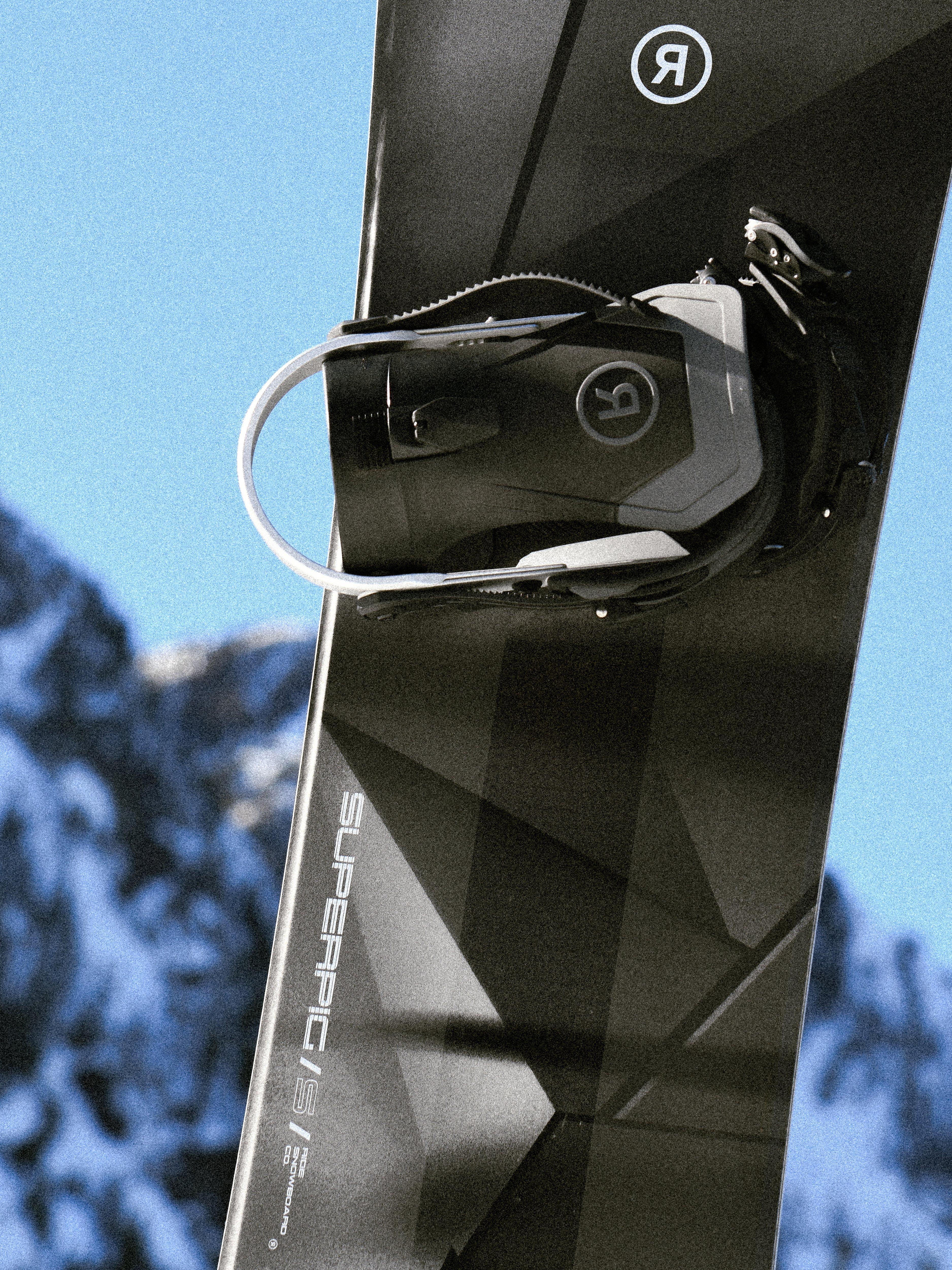 RIDE SUPERPIG Snowboard 2027 | RIDE Snowboards