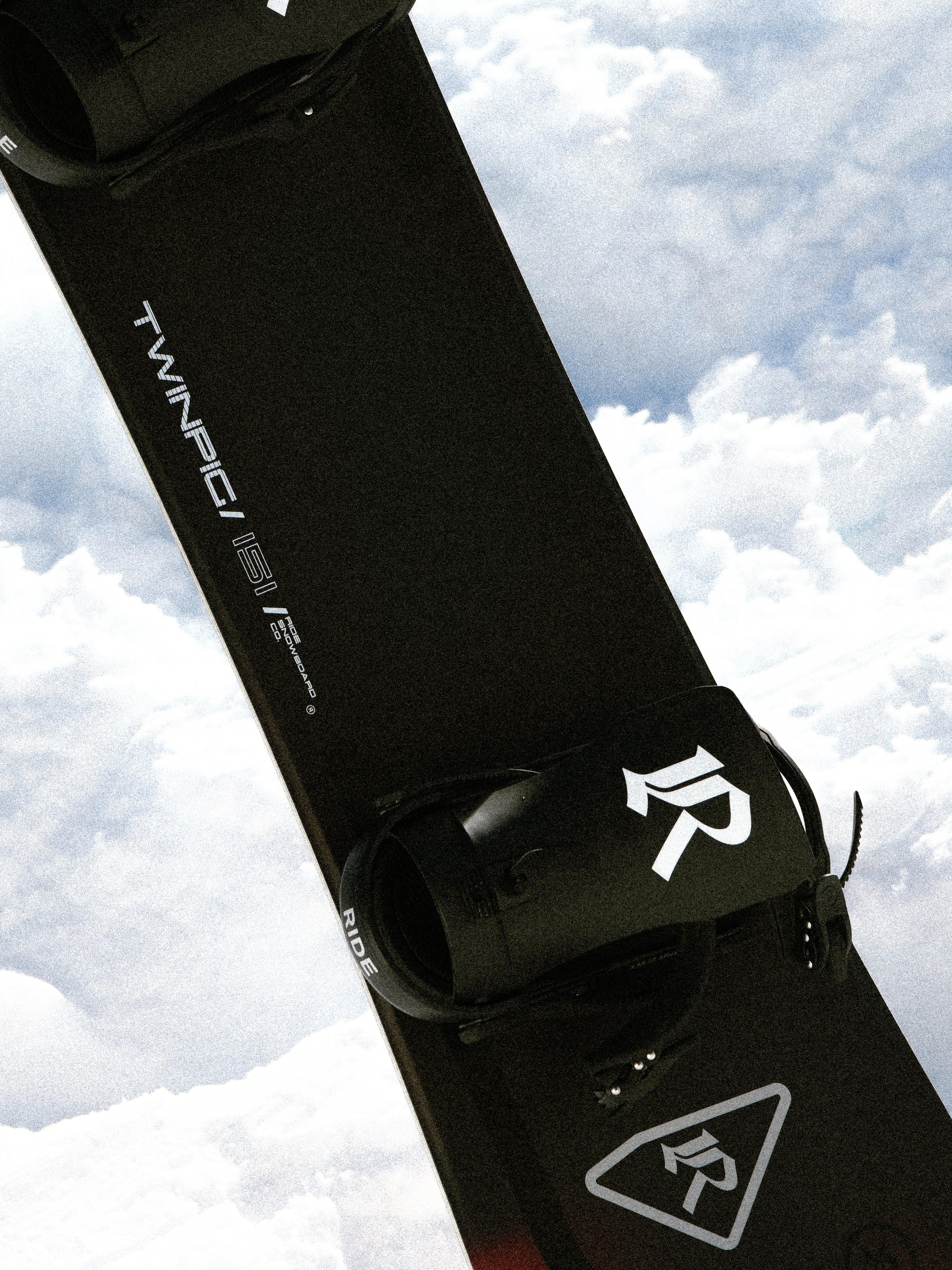 RIDE TWINPIG Snowboard 2027 | RIDE Snowboards