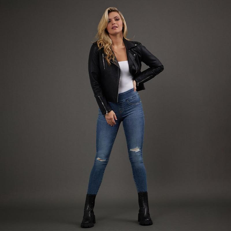 Rock u0026 Republic Official Site | Denim - Fashion Jeans for Men and Wome
