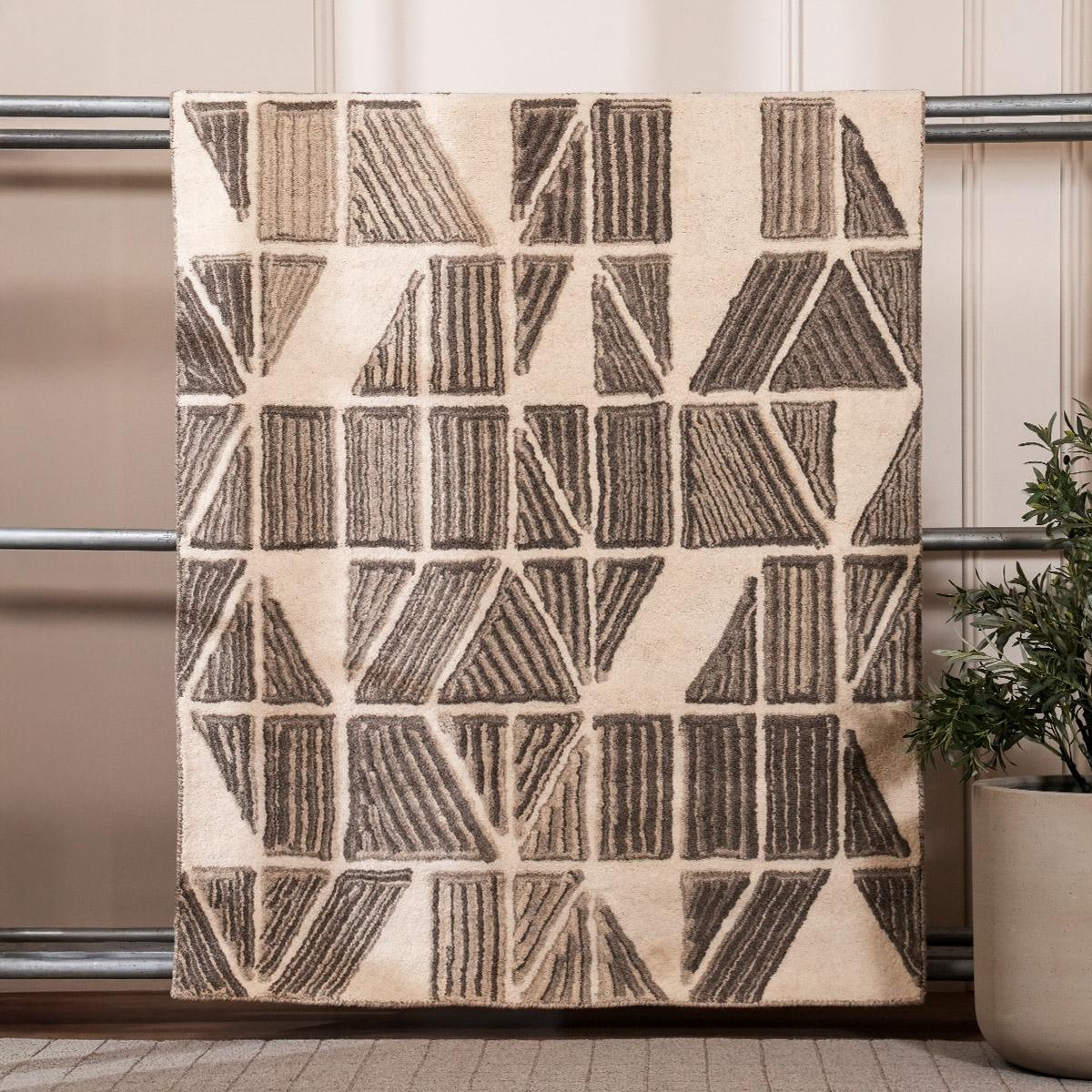 product_images