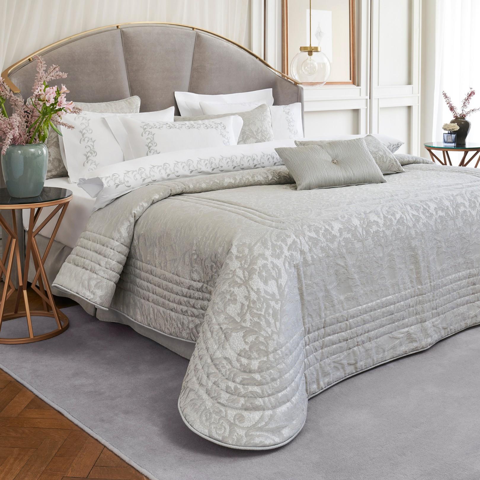 product_images