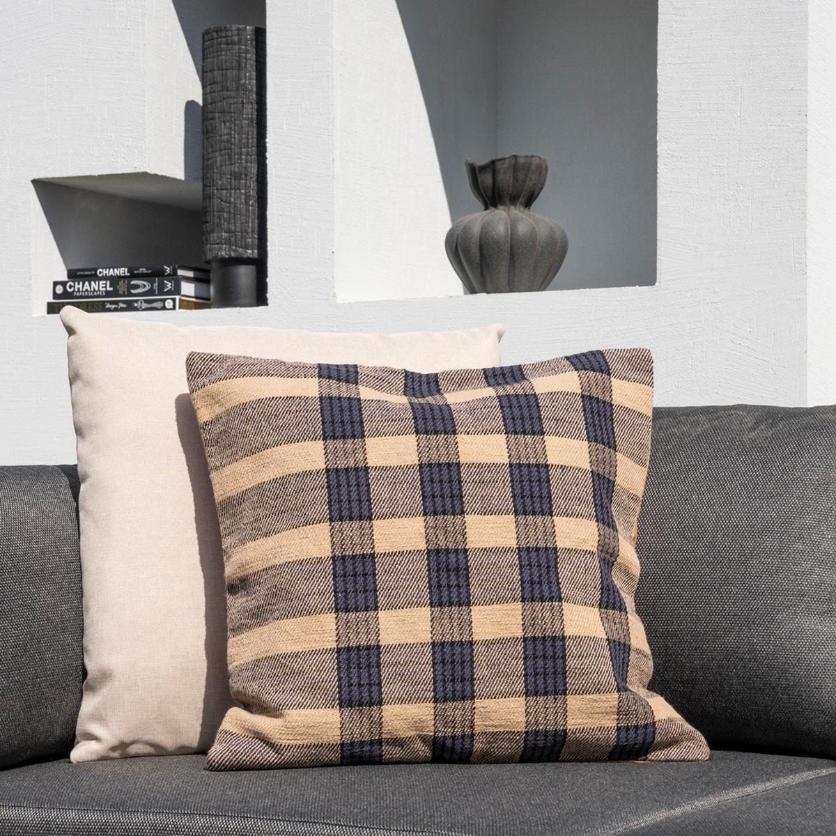 product_images