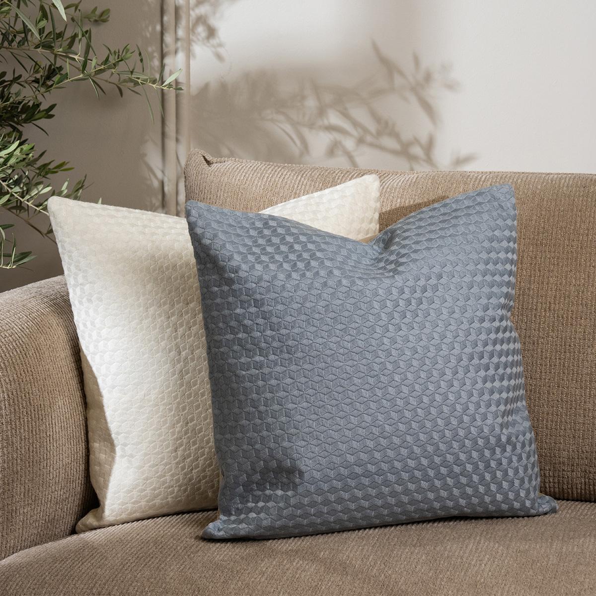 product_images