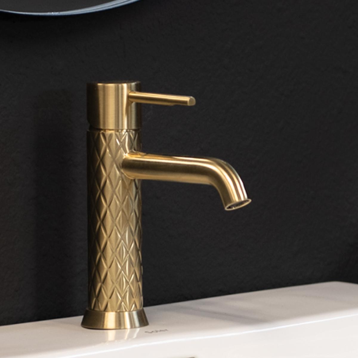 product_images
