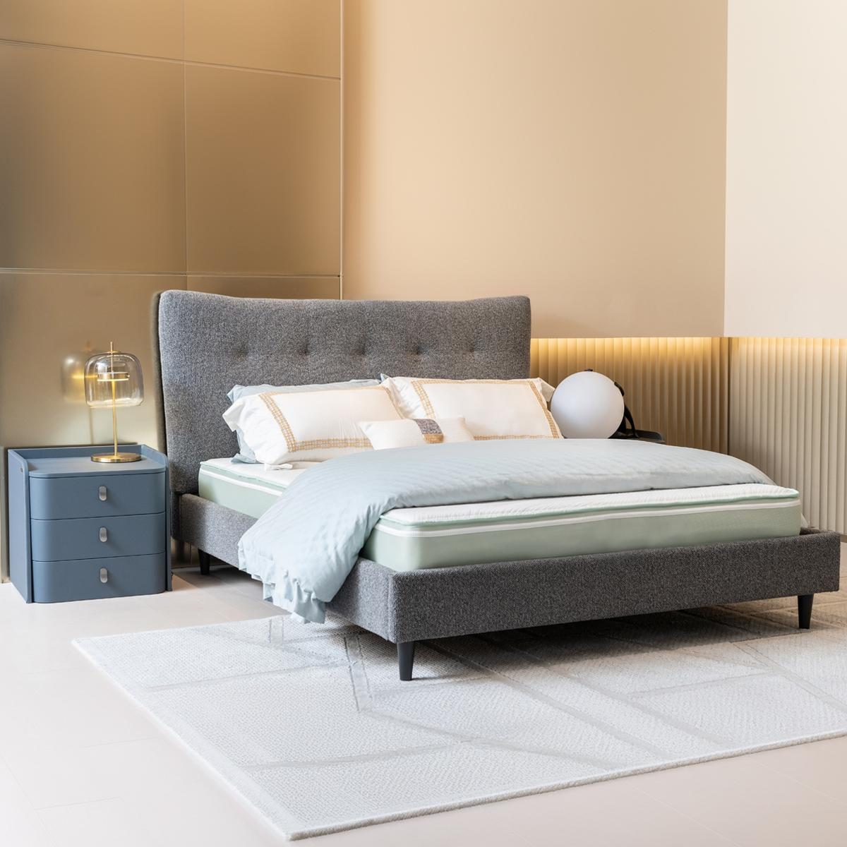 product_images