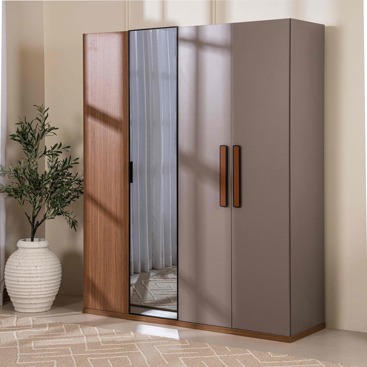 product_images