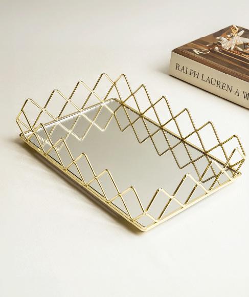 Decorative Accessories