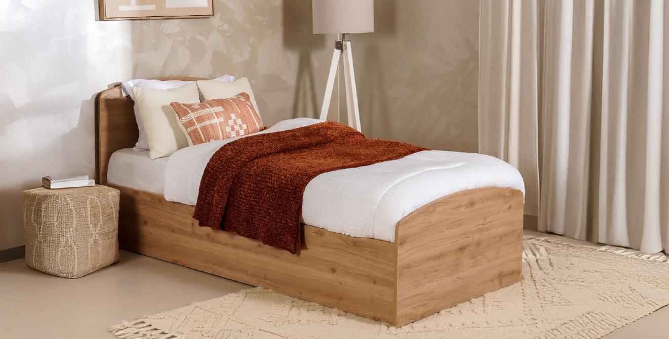 طاولة جانبية