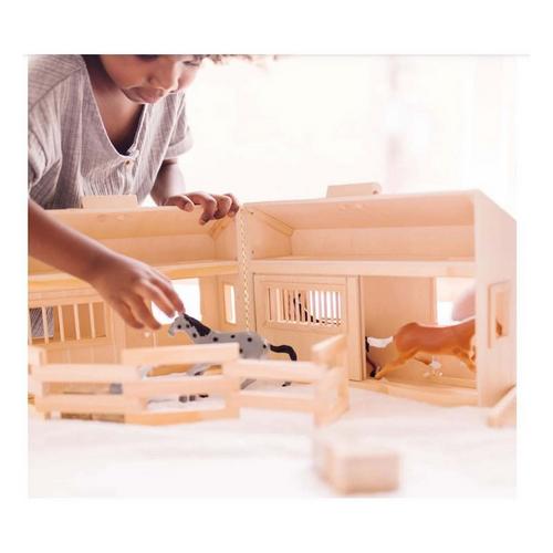 Melissa & Doug Fold & Go Stable - Primary Image