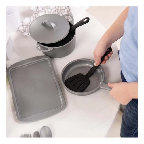 Melissa & Doug Kitchen Accessory Set - Primary Image