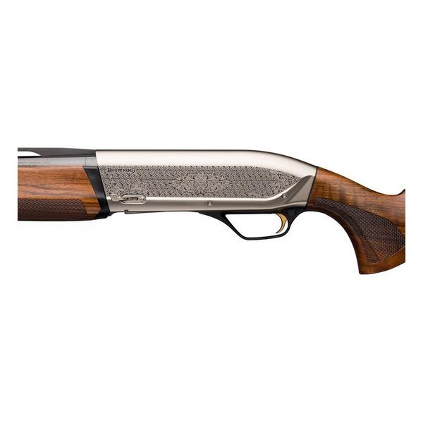 Browning Maxus II Ultimate 12 Gauge 12 Semi-Auto Shotgun Walnut