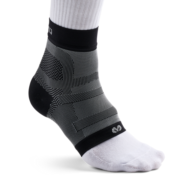 McDavid Plantar Fascia Sleeve with 4-Way Sleeveless Elastic