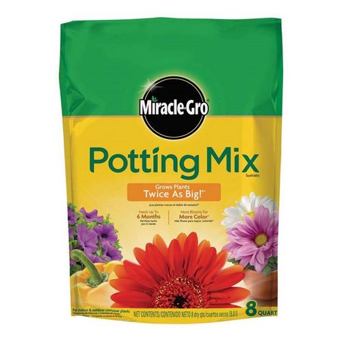 Miracle-Gro Flower and Plant Potting Mix 8 qt - Primary Image