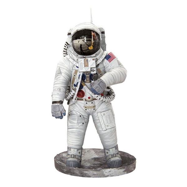Fascinations Metal Earth Apollo 11 Astronaut