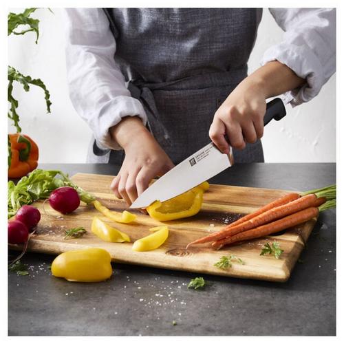 Zwilling Four Star 7-inch Chef's Knife Kitchen Knife - Primary Image