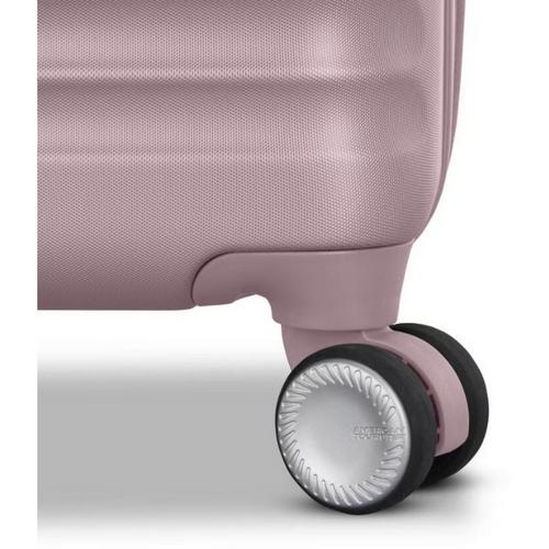 American Tourister Stratum 3.0 Spinner Luggage - Primary Image