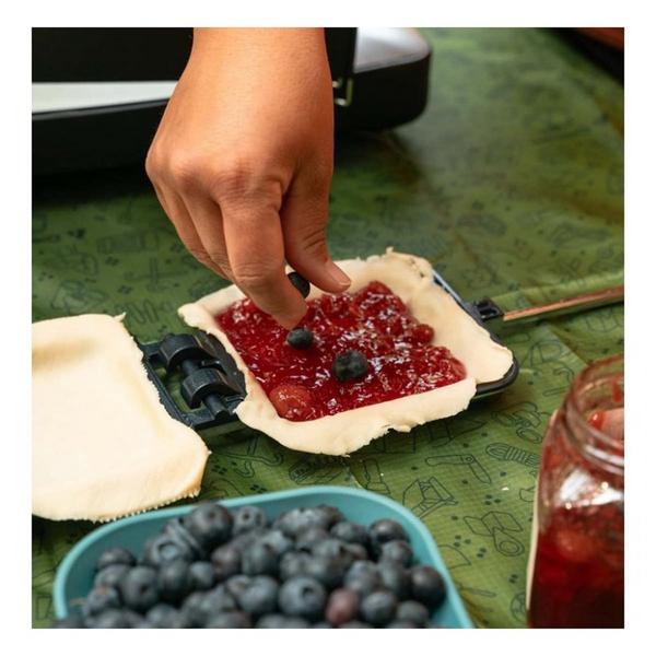 Coghlans Aluminum Camp Cooker