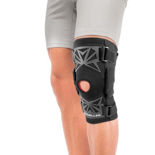 Mueller Pro Level Deluxe Hinged Knee Brace - Primary Image