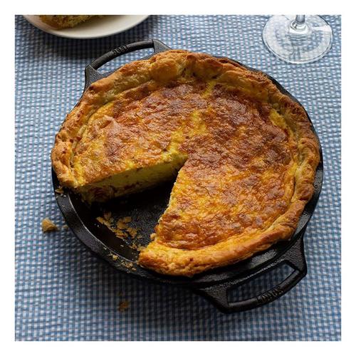 Lodge Cast Iron Pie Pan - Primary Image