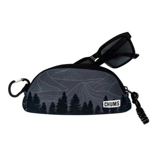 Chums Shade Shelter Case - Primary Image