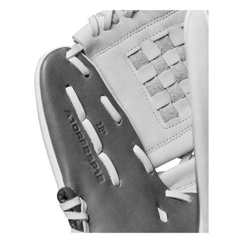 2025 Wilson A1000 P12 12" Pitchers Fastpitch Softball Glove - Primary Image