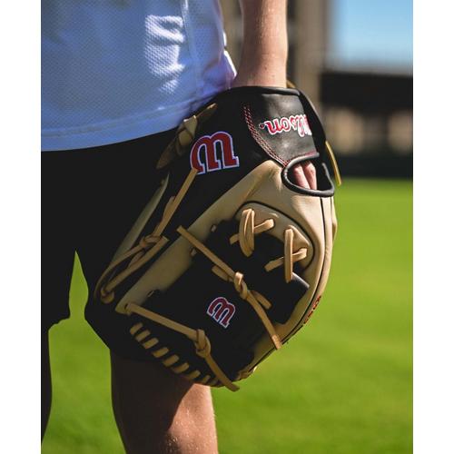 2024 Wilson A900 PF115 Pedroia Fit 11.5" Infield Baseball Glove - Primary Image