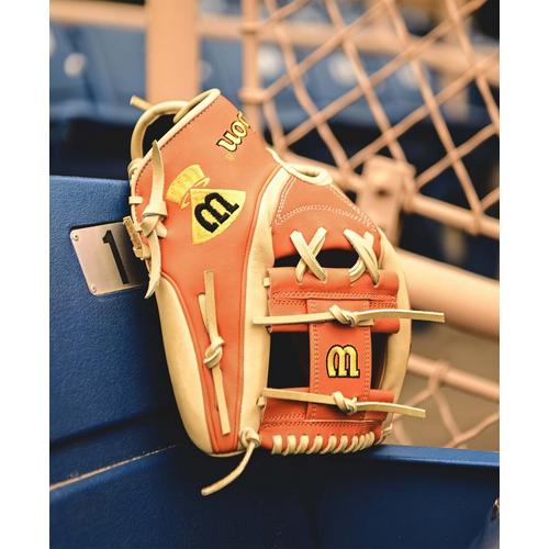 2024 Wilson Matt Chapman A2K MC26 Game Model 11.75" Infield Baseball Glove - Primary Image