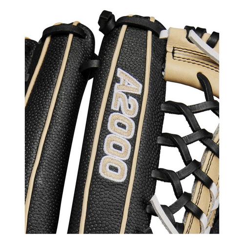 2024 Wilson Fastpitch Classics Series A2000 T125SS 12.5 Outfield Fastpitch Softball Glove - Primary Image