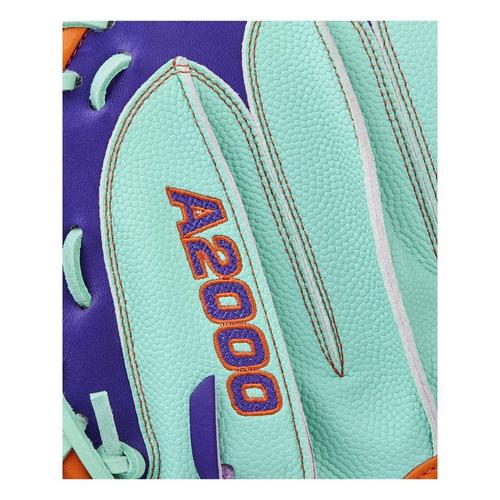 2025 Wilson Winter A2000 CM33SS 33 Baseball Catchers Mitt - Primary Image