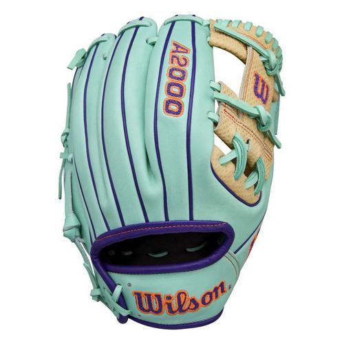 Wilson Winter 2025 A2000 SC1786 11.5 Infield Baseball Glove - Primary Image