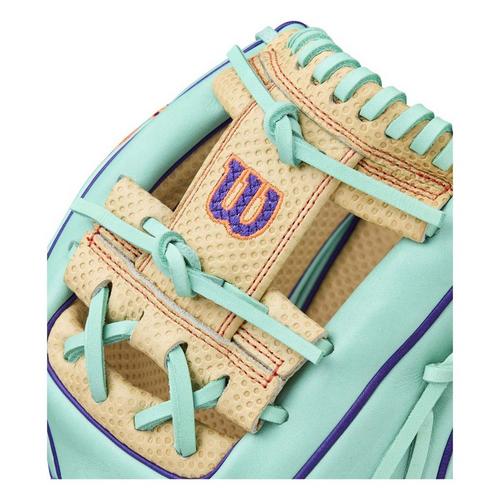 Wilson Winter 2025 A2000 SC1786 11.5 Infield Baseball Glove - Primary Image