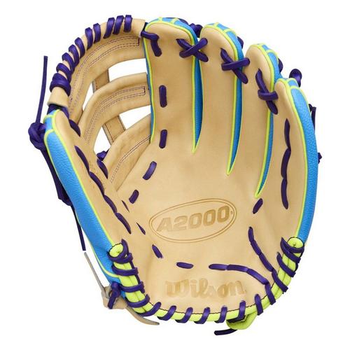Wilson Winter 2025 A2000 1750SS 12.5 Outfield Baseball Glove - Primary Image